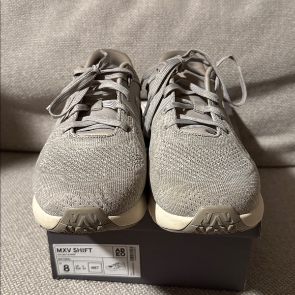 Abeo MXV Gray 8 Athletic Sneakers